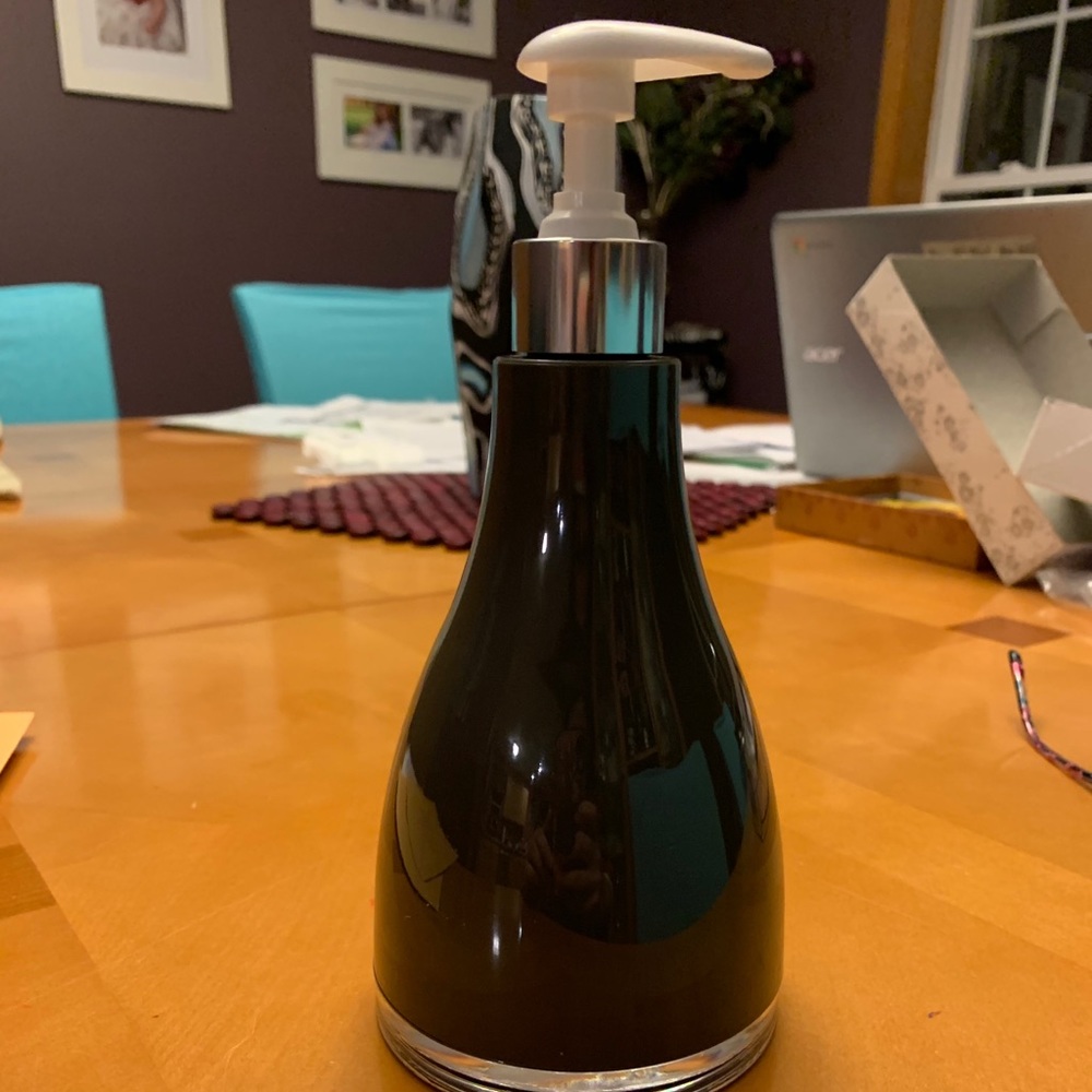 Creative Bath Jewels graphite soap dispenser. New